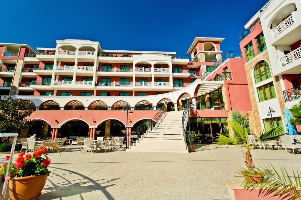 Saint George Palace Hotel Sveti Vlas Exterior photo